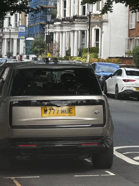 W777 MOE on a Land Rover