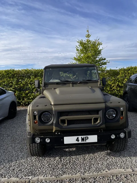4 WP on a Land Rover