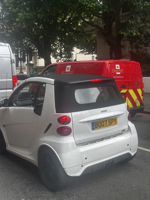 BO07 SPY on a Smart
