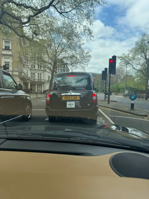 HE11 CAB
