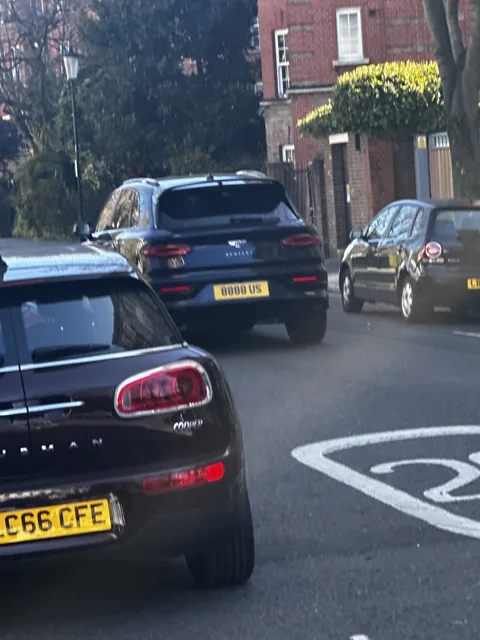 0000 US on a Bentley