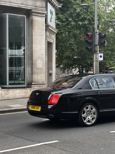V888 GAS on a Bentley