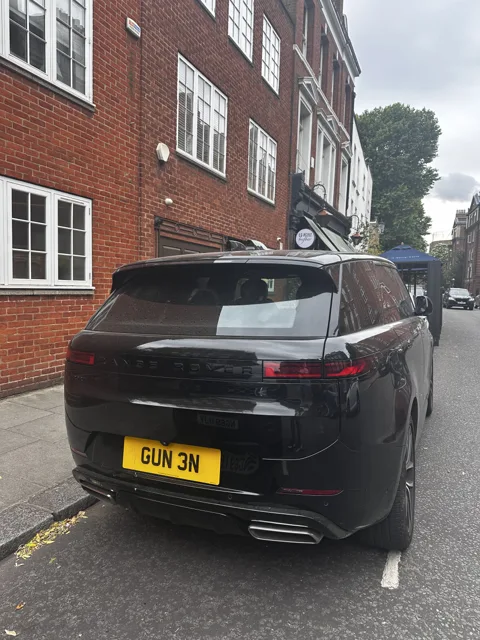 GUN 3N on a Land Rover