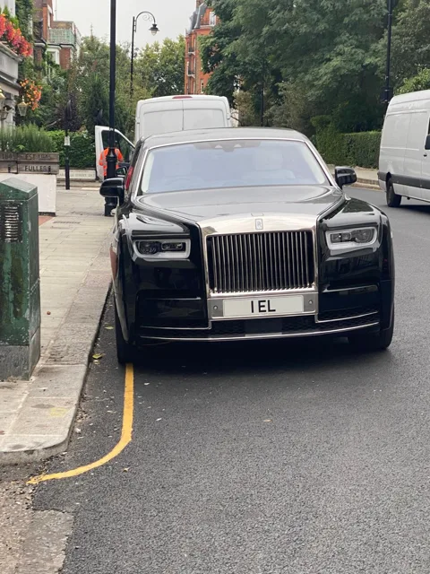 1 EL on a Rolls-Royce
