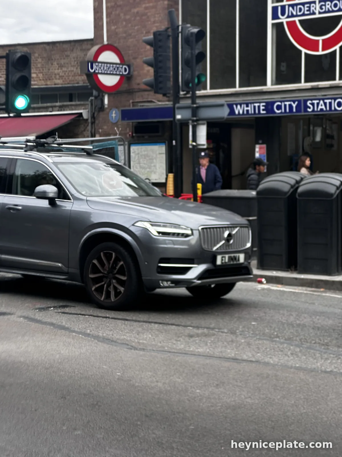 ELINNA on a Volvo XC90