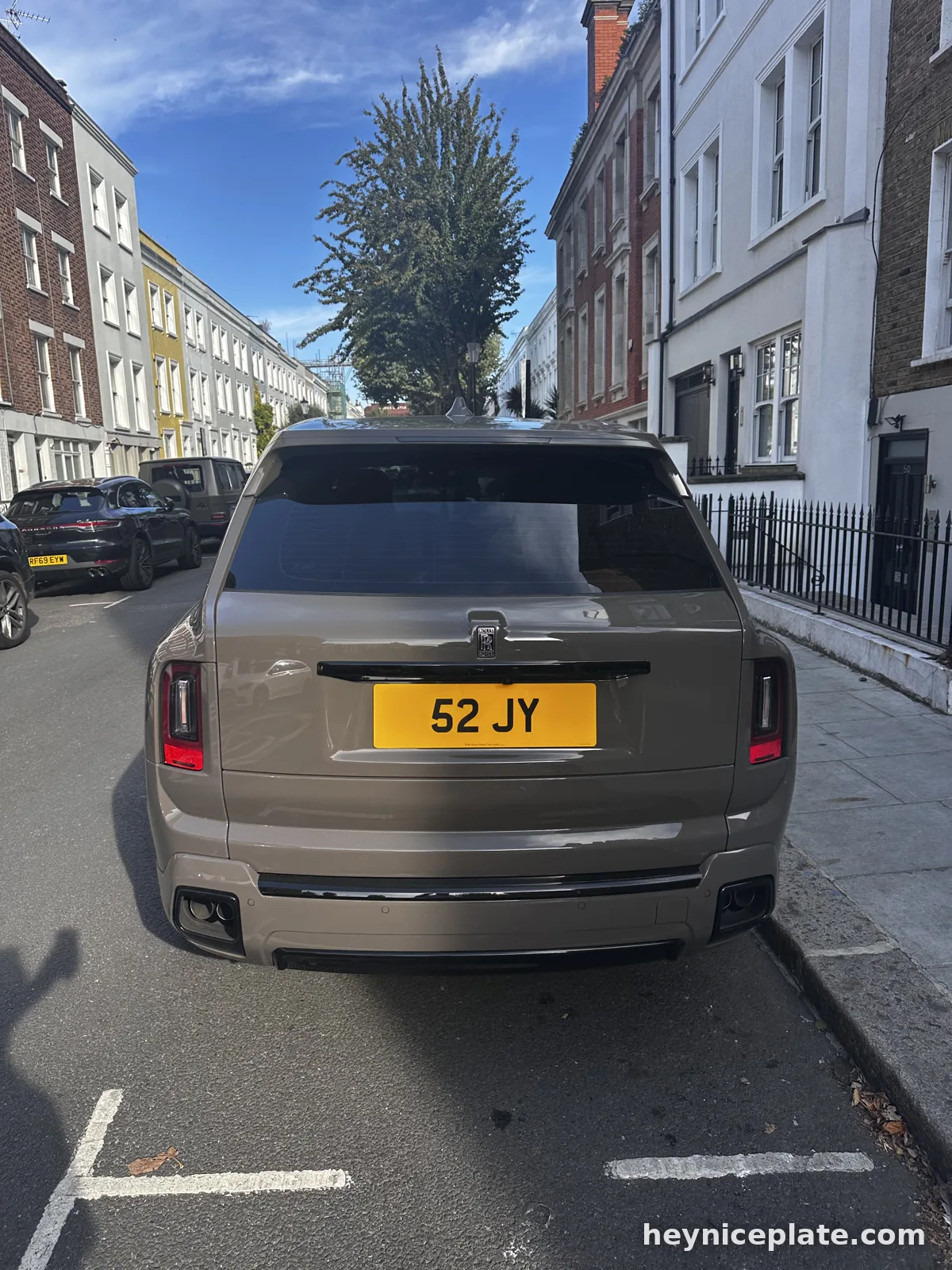 52 JY on a Rolls-Royce Cullinan