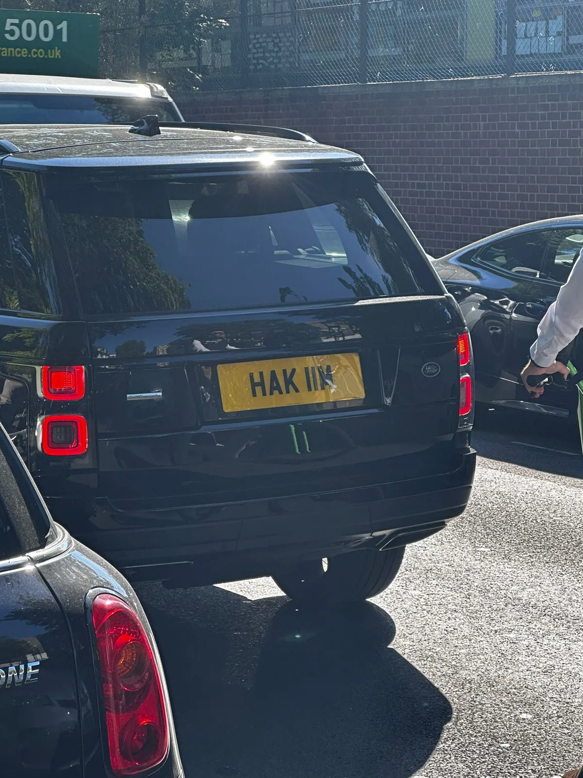 HAK IIM on a Land Rover Range Rover