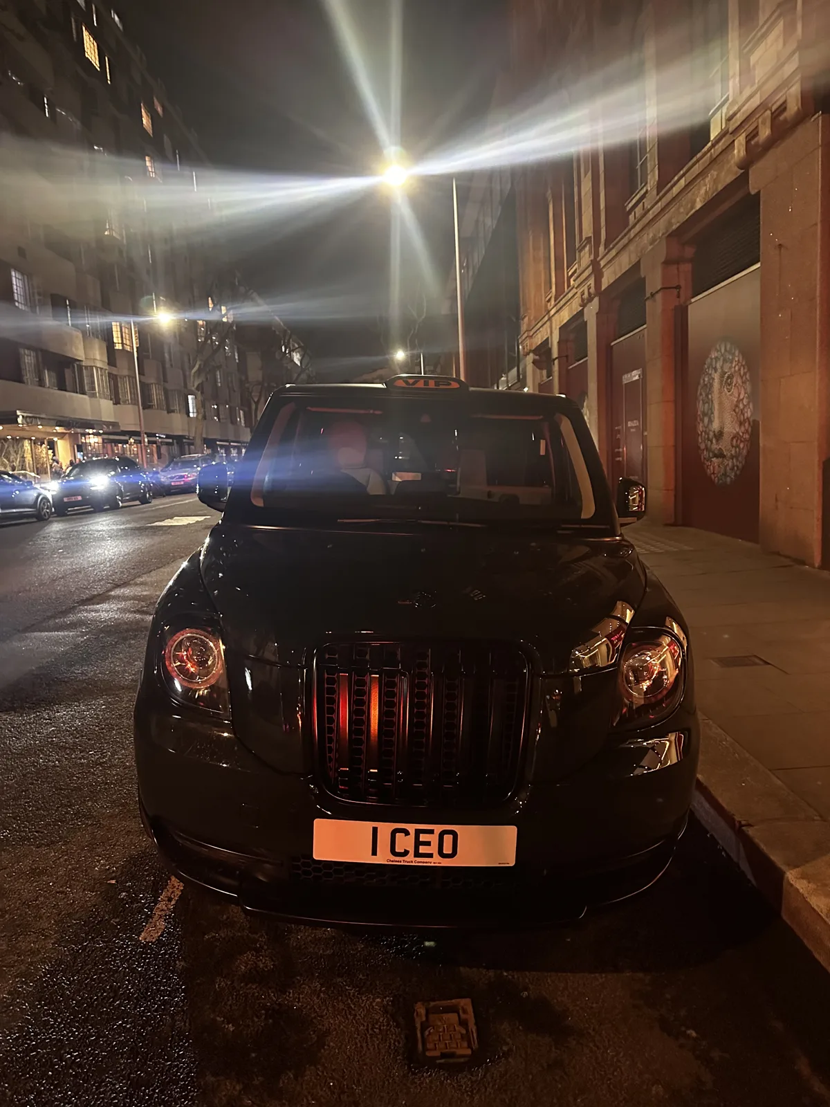 1 CEO — photo 1