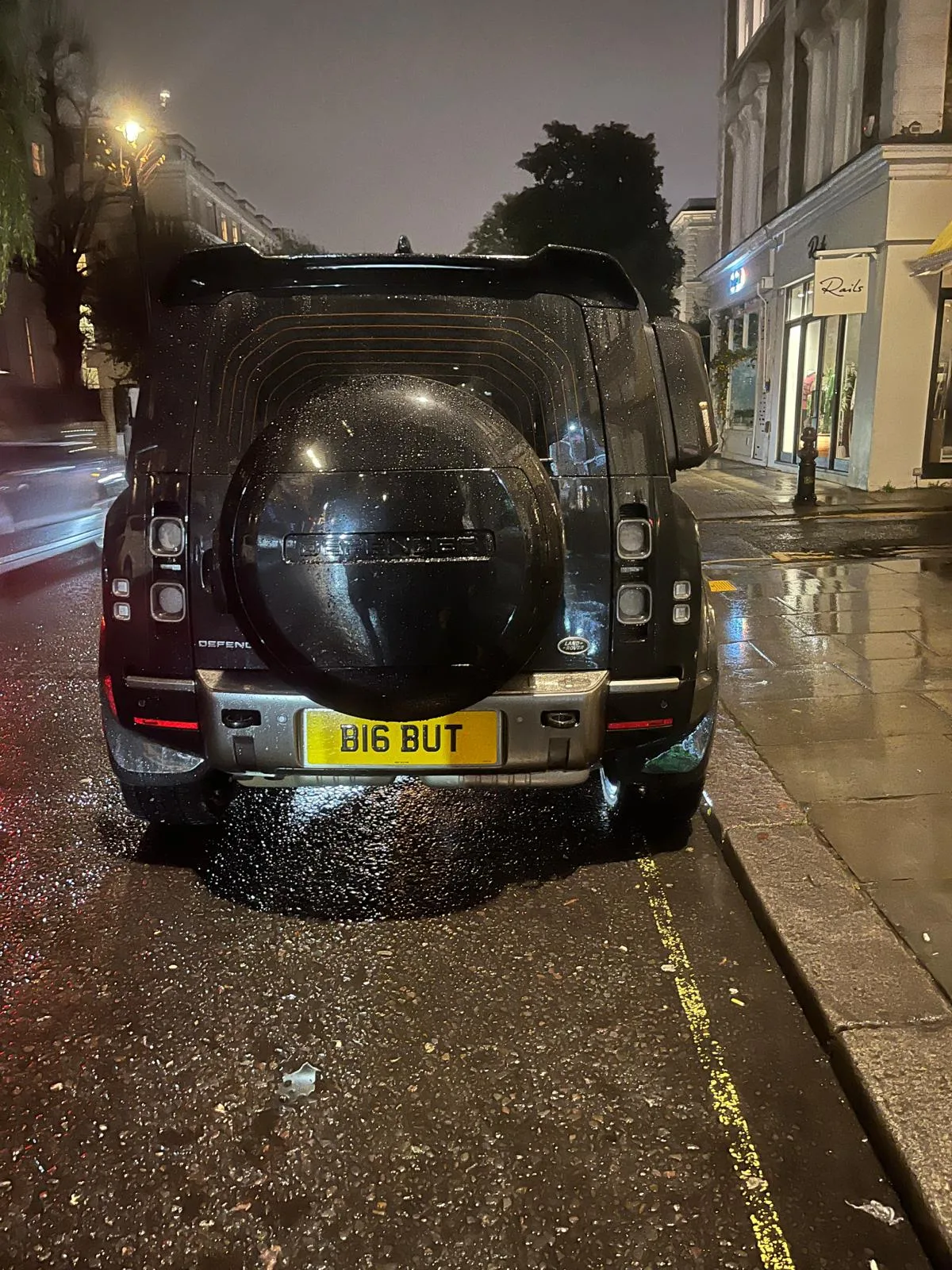 B16 BUT on a Land Rover Defender