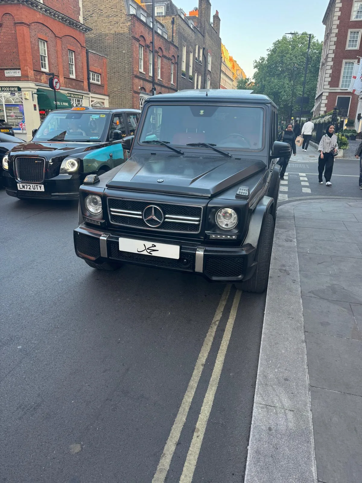 محمد on a Mercedes-Benz G-Class (G63 AMG)